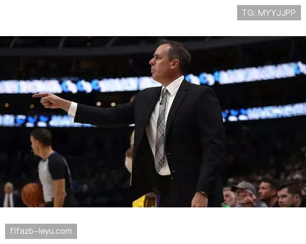 欧本逼抢体系解析:提升防守效率与进攻转换的关键策略 欧本逼抢体系解析:提升防守效率与进攻转换的关键策略