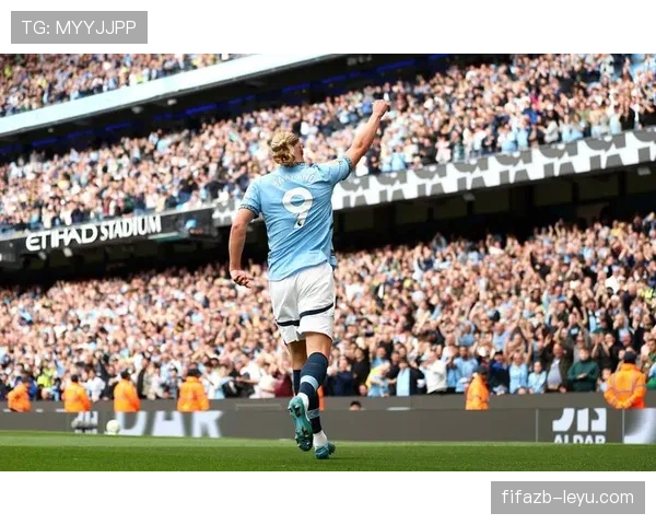 拉姆斯代尔神勇救险，南安普顿英超首秀力克强敌夺三分