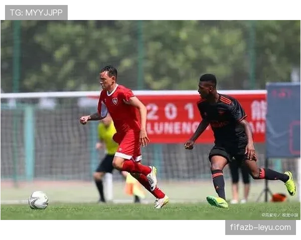 金玟哉状态回暖表现稳健，助球队逆转取胜