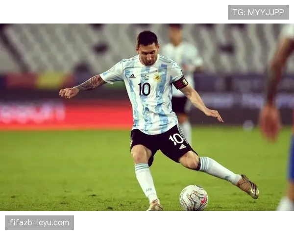 梅西引领阿根廷夺得美洲杯冠军，表现稳健彰显球队实力